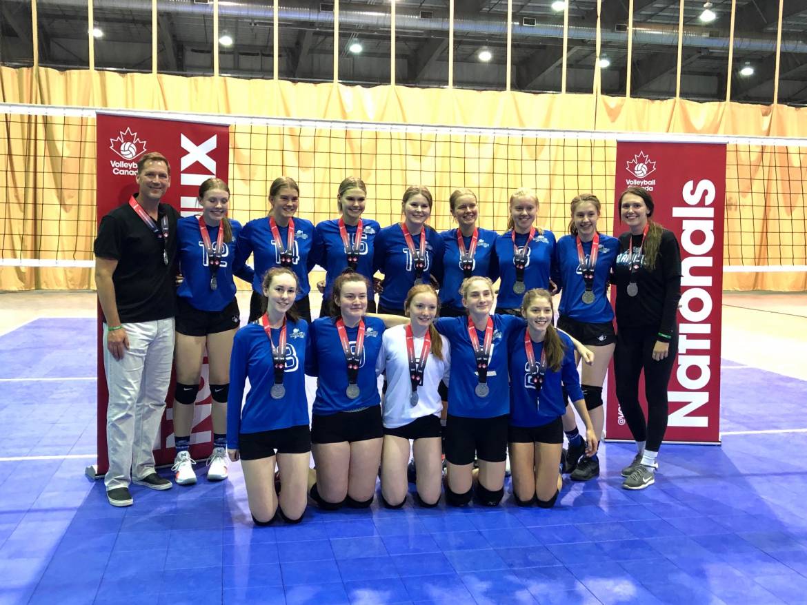 U16 girls nationals team photo Mariners Volleyball Club